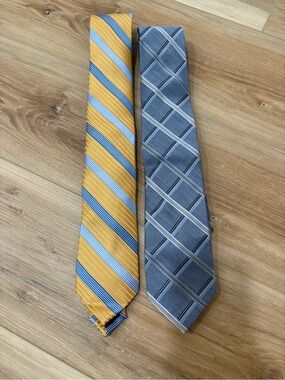 Pronto Uomo Yellow, Blue & Gray Striped Tie Set 100% Silk